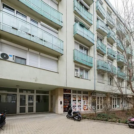 Ernest Apartment *